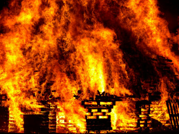 wildfire destruction